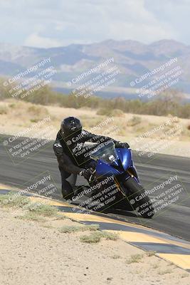 media/May-05-2025-Moto Forza (Mon) [[3c1838c5e5]]/2-B Group/Session 2 (Turn 7 Inside)/